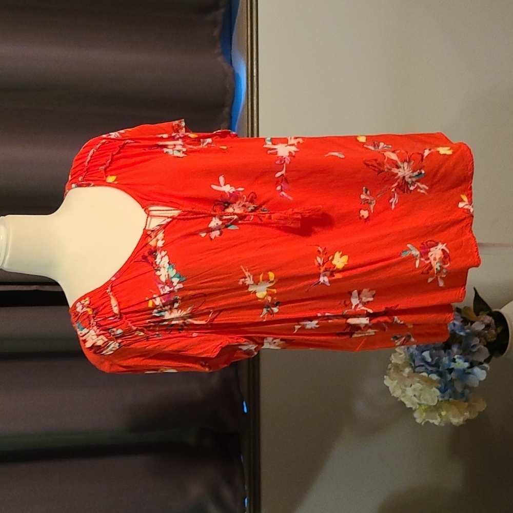 EVRI Red Floral Top - Ladies 1X
